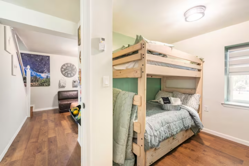 34basementbedroom3 34basementbedroom3